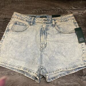 Wild Fable Women's Jean Shorts - Light Wash